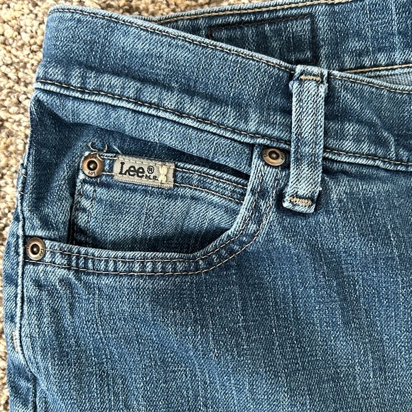 LEE RELAXED STRAIGHT LEG AT THE WAIST BLUE DENIM JEANS SIZE 12 M WOMENS - Picture 3 of 9